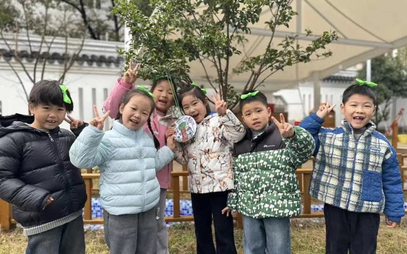 同“植”春日，共“耕”未来——木实幼大班组“植树节”主题活动