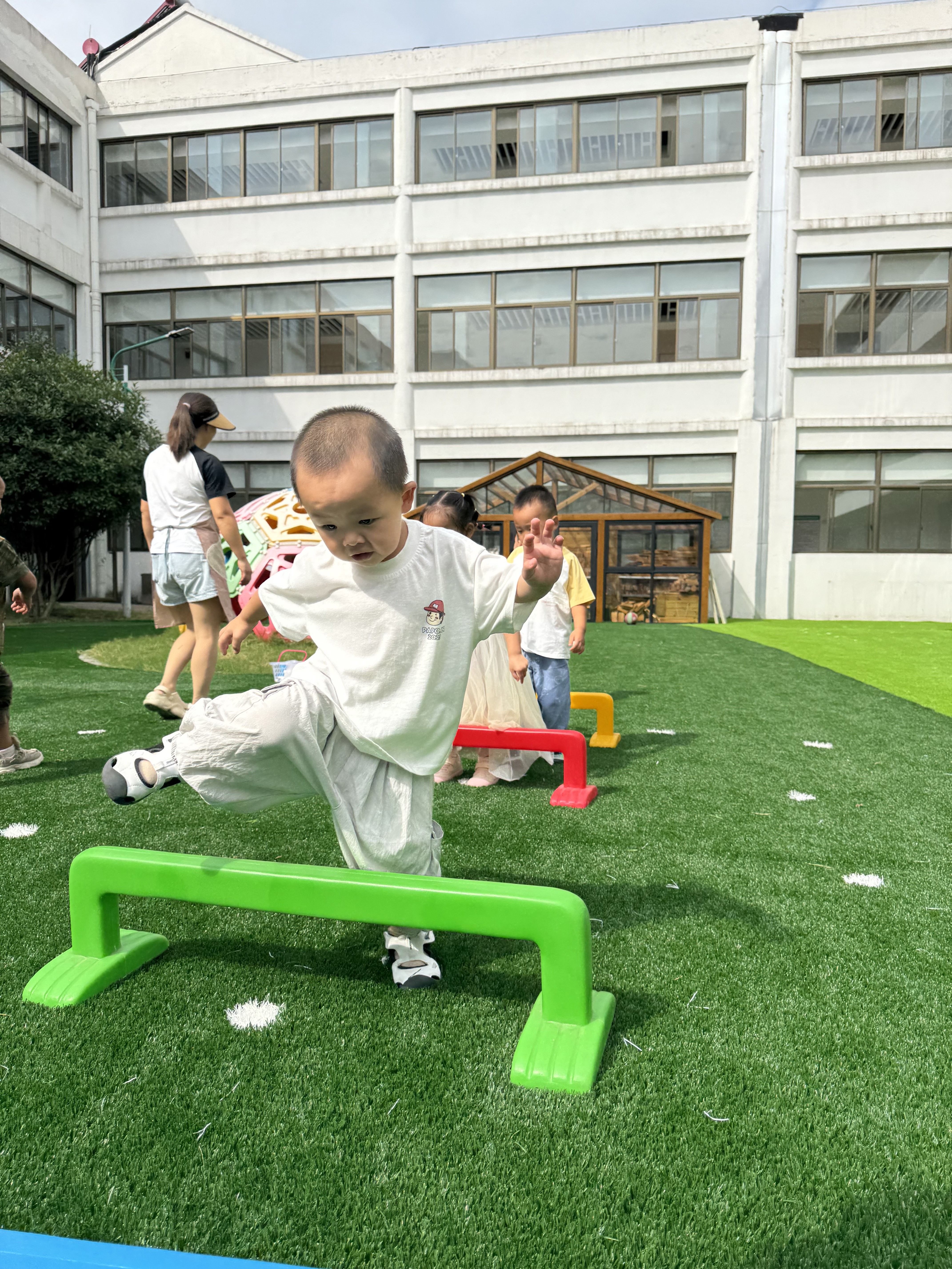 lQDPKGjdxbOZaFnNELzNFlCwqIdCAJI9-NQIsDWYj1IjAA_5712_4284