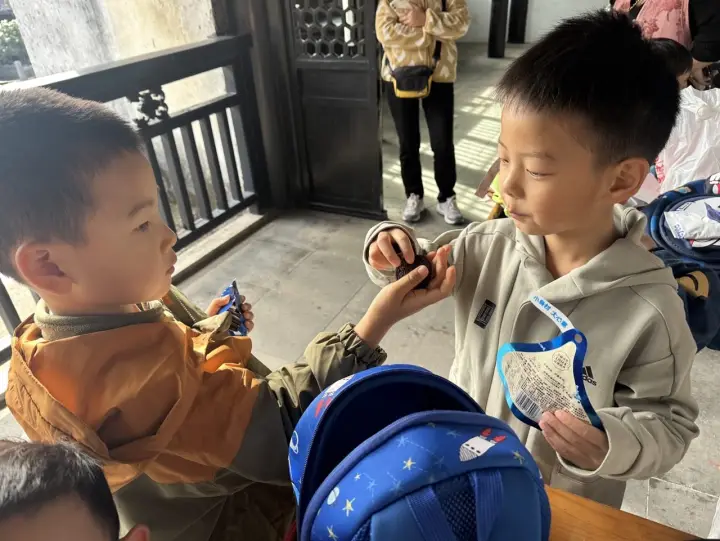 7da6d833629748659bf69817951f376d